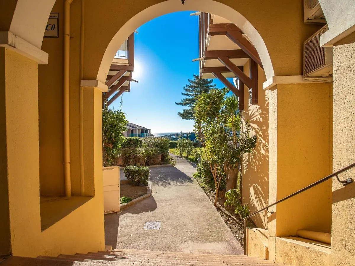 Apartment Village Cap Esterel - L'Esquinade-51 By Interhome Saint-Raphael  Saint-Raphael (Var)