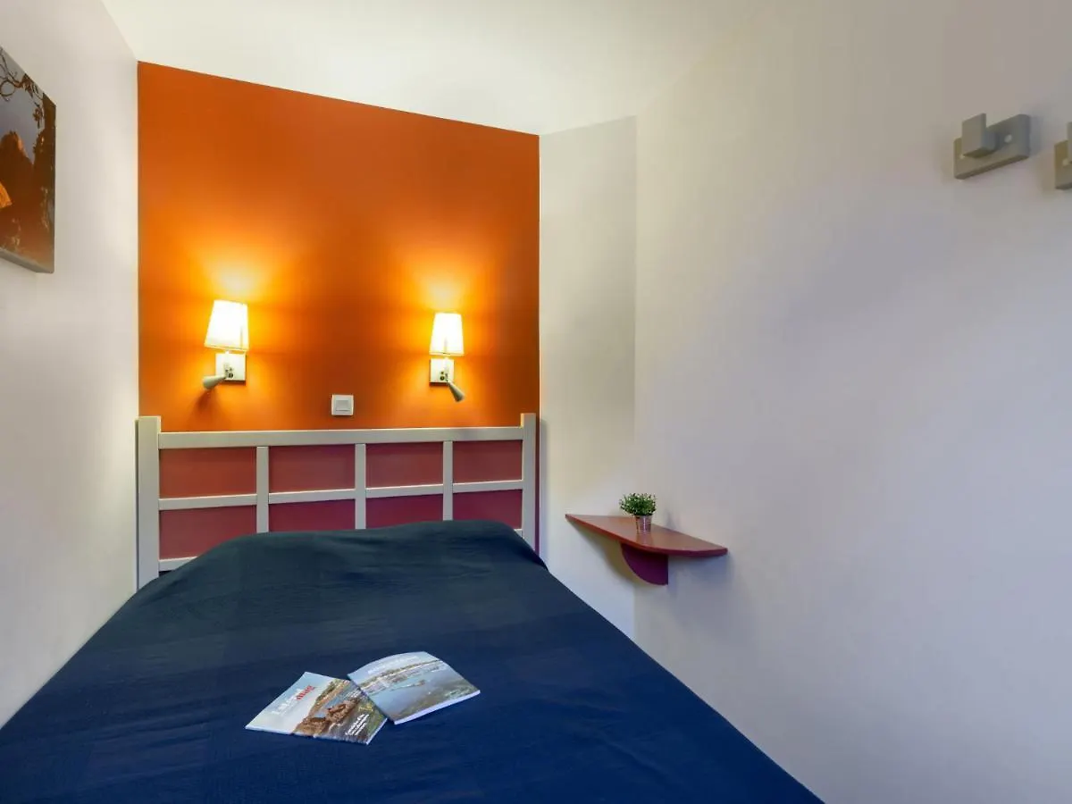 Apartment Village Cap Esterel - L'Esquinade-51 By Interhome Saint-Raphael  France