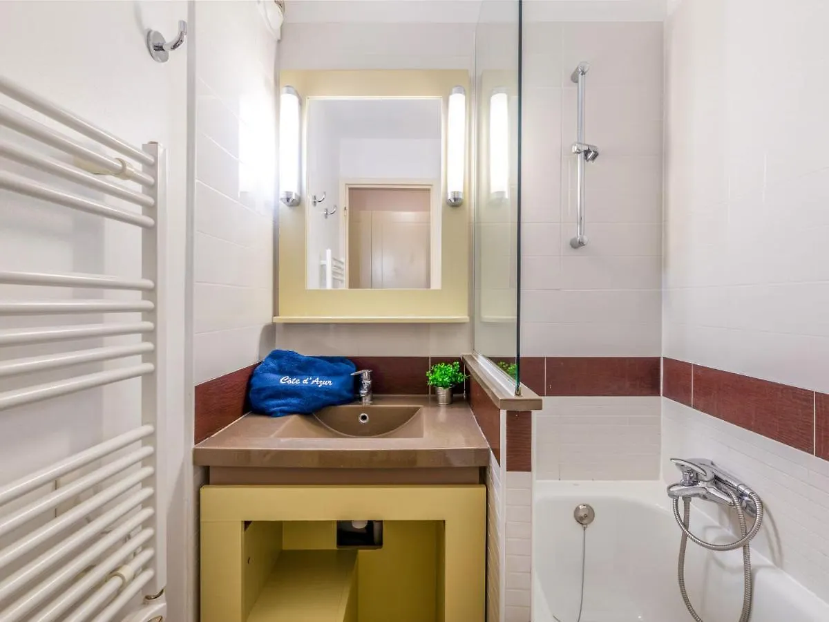 Apartment Village Cap Esterel - L'Esquinade-51 By Interhome Saint-Raphael